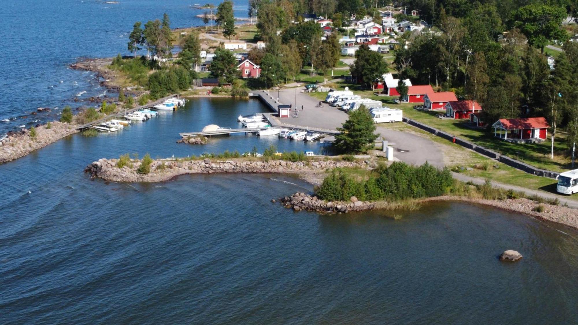 Askeviks Camping & Stugor Sjotorp Экстерьер фото